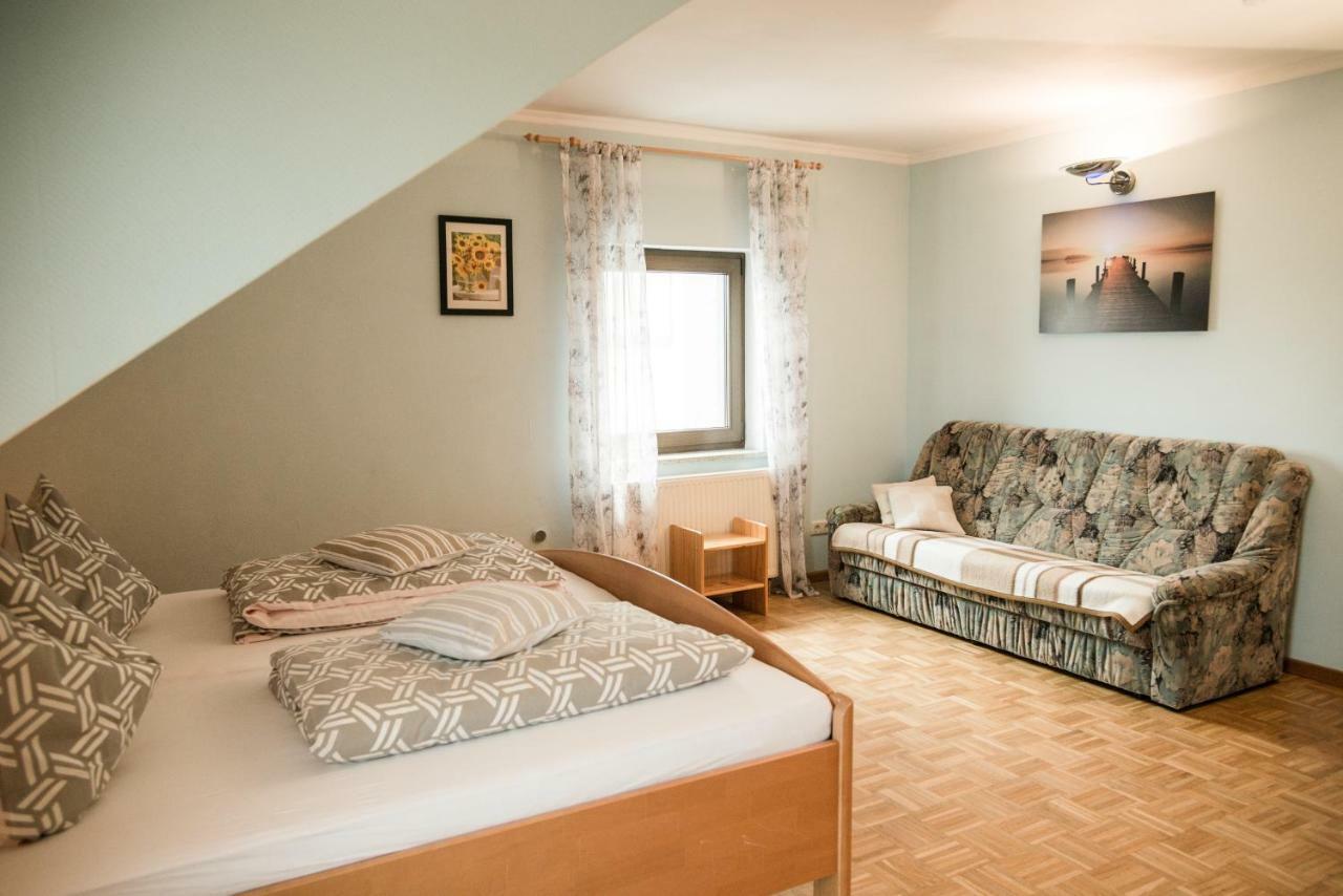 Haus Helene Apartment Ochtendung Екстериор снимка