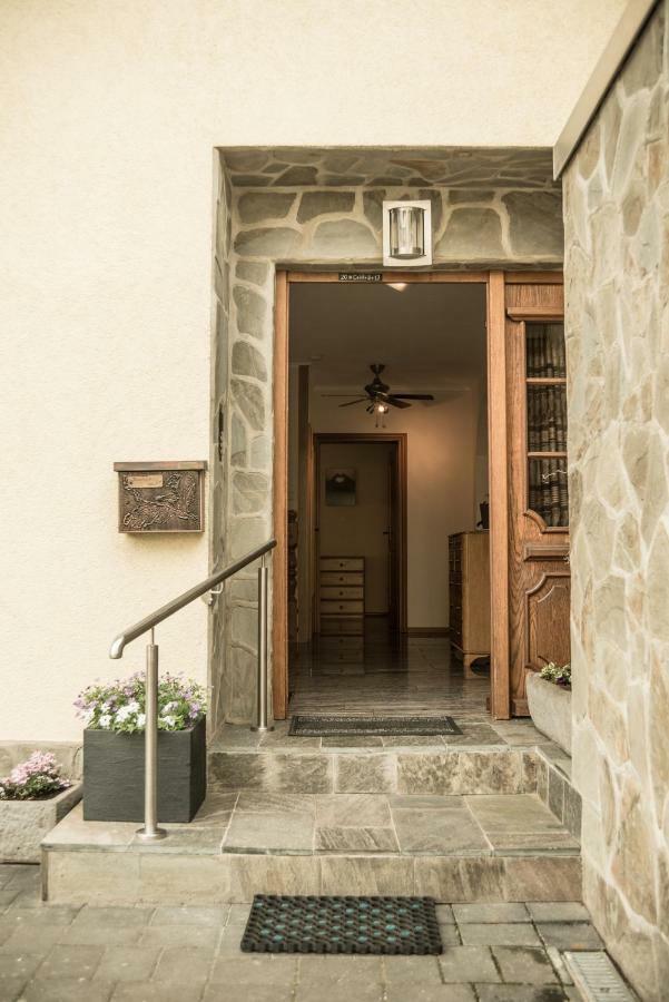 Haus Helene Apartment Ochtendung Екстериор снимка